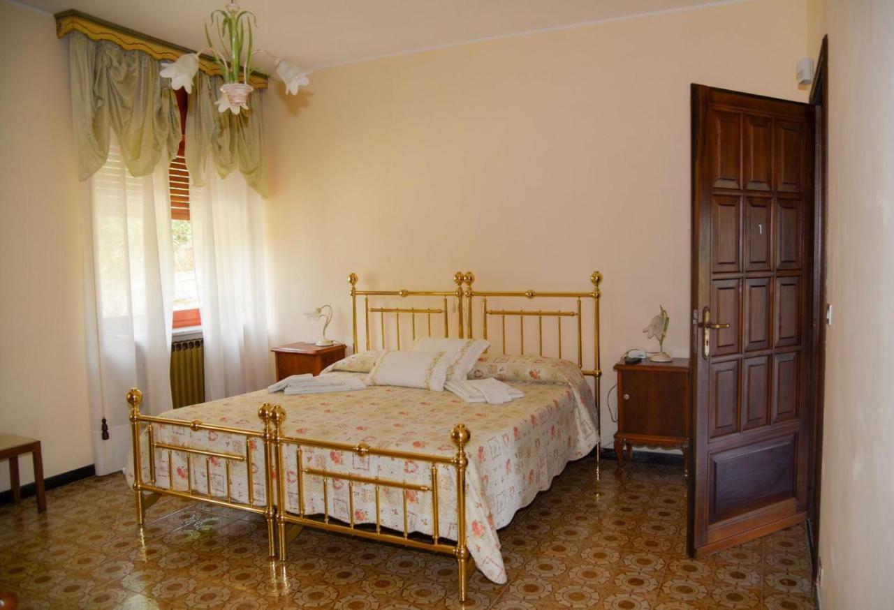 B&B Le Coccinelle Torre Bormida Esterno foto